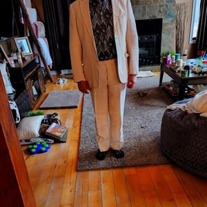 Boss linen suit